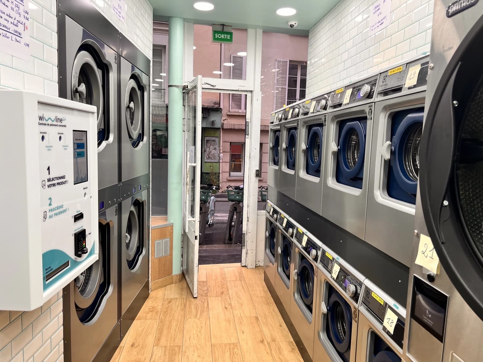 Ma Pince à Linge — Rue Thouin, Paris 5è — photo 3