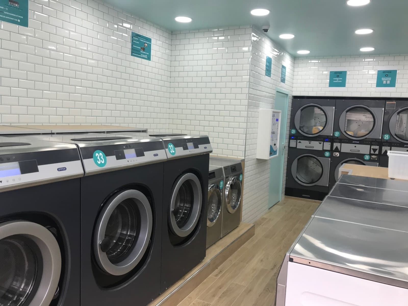Ma Pince à Linge — Boulevard de Grenelle, Paris 15è — photo 2
