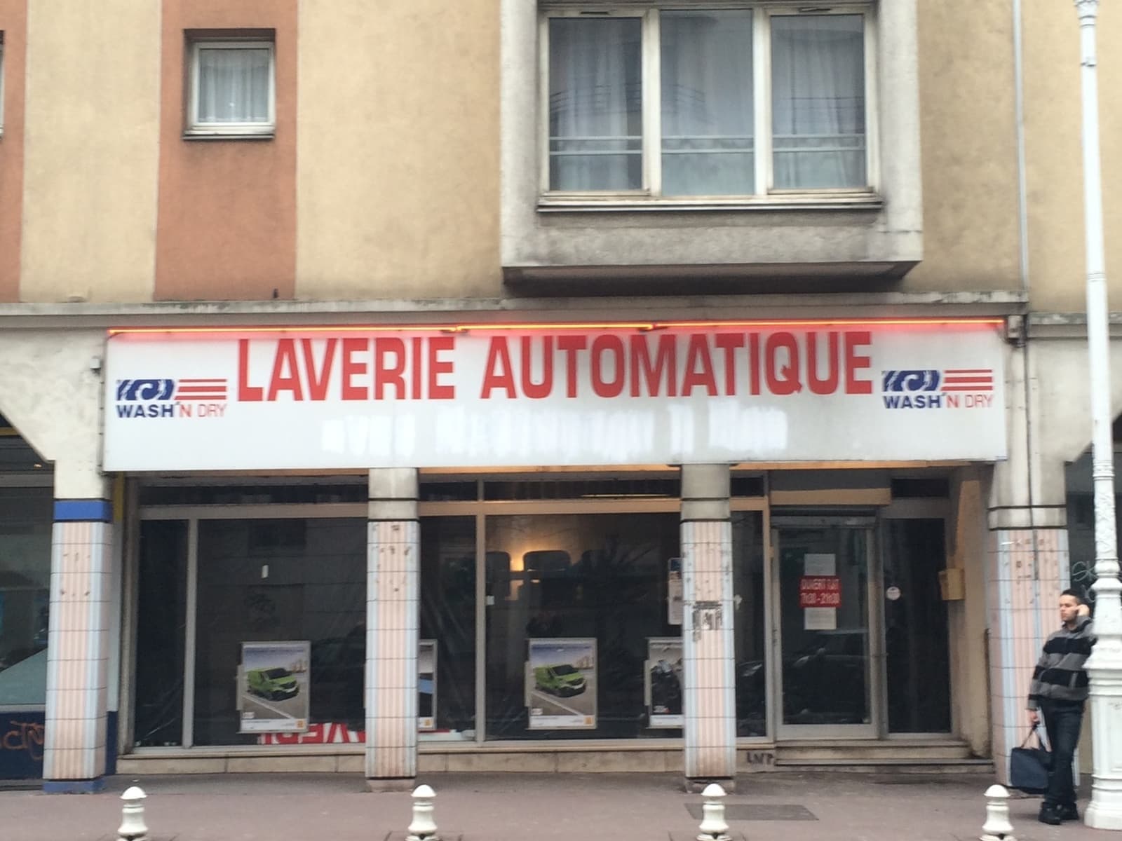 Ma Pince à Linge — Avenue Henri Ginoux, Montrouge — photo 3